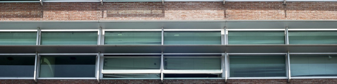 Portada de la universidad