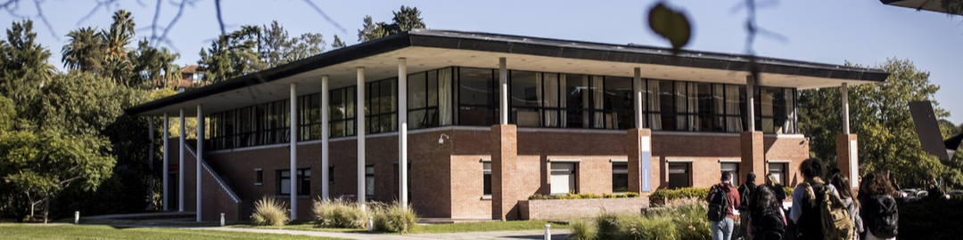 Portada de Universidad de San Andrés